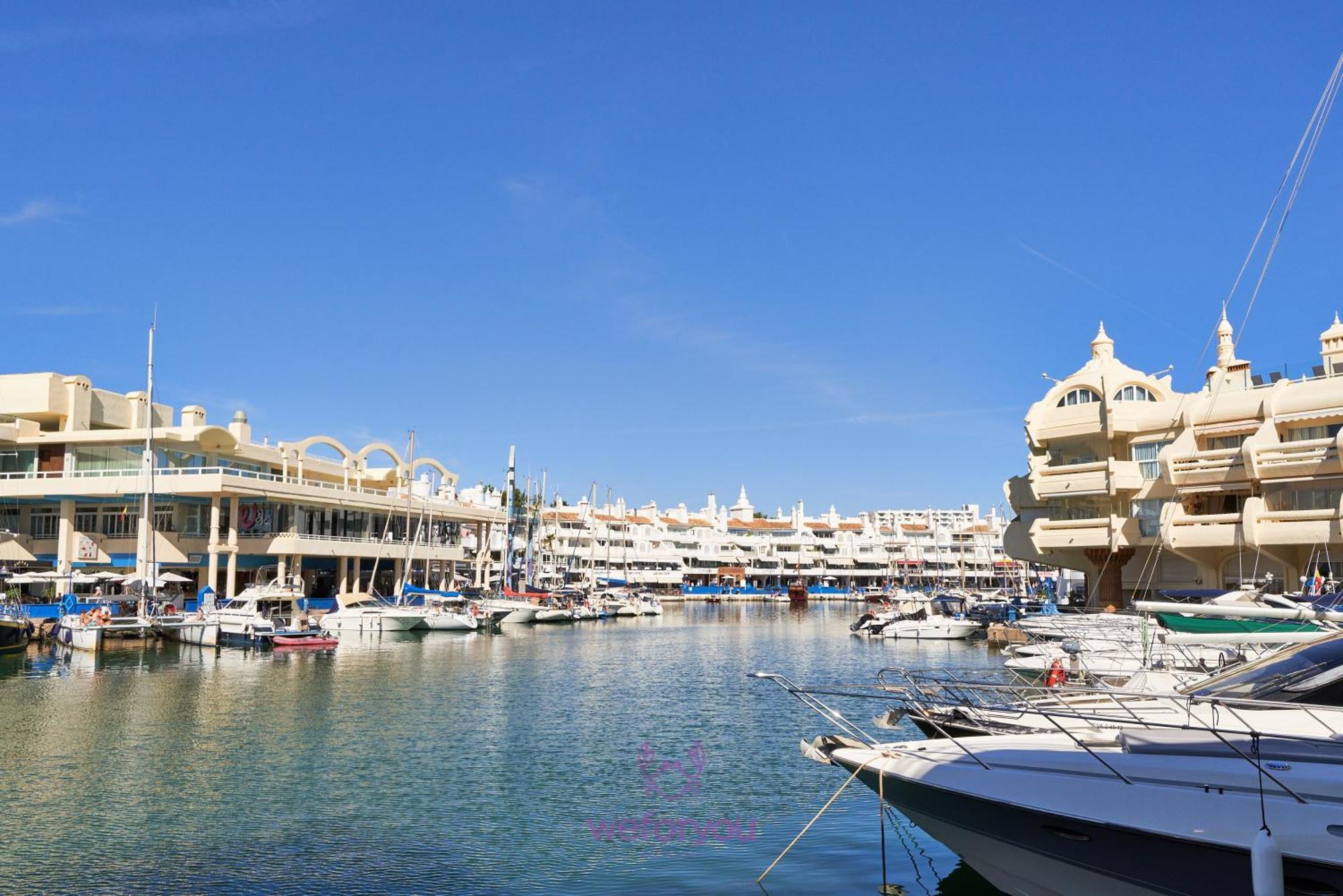 Weforyou Isla De Poniente 2 Bedrooms And Parking 贝纳尔马德纳 外观 照片