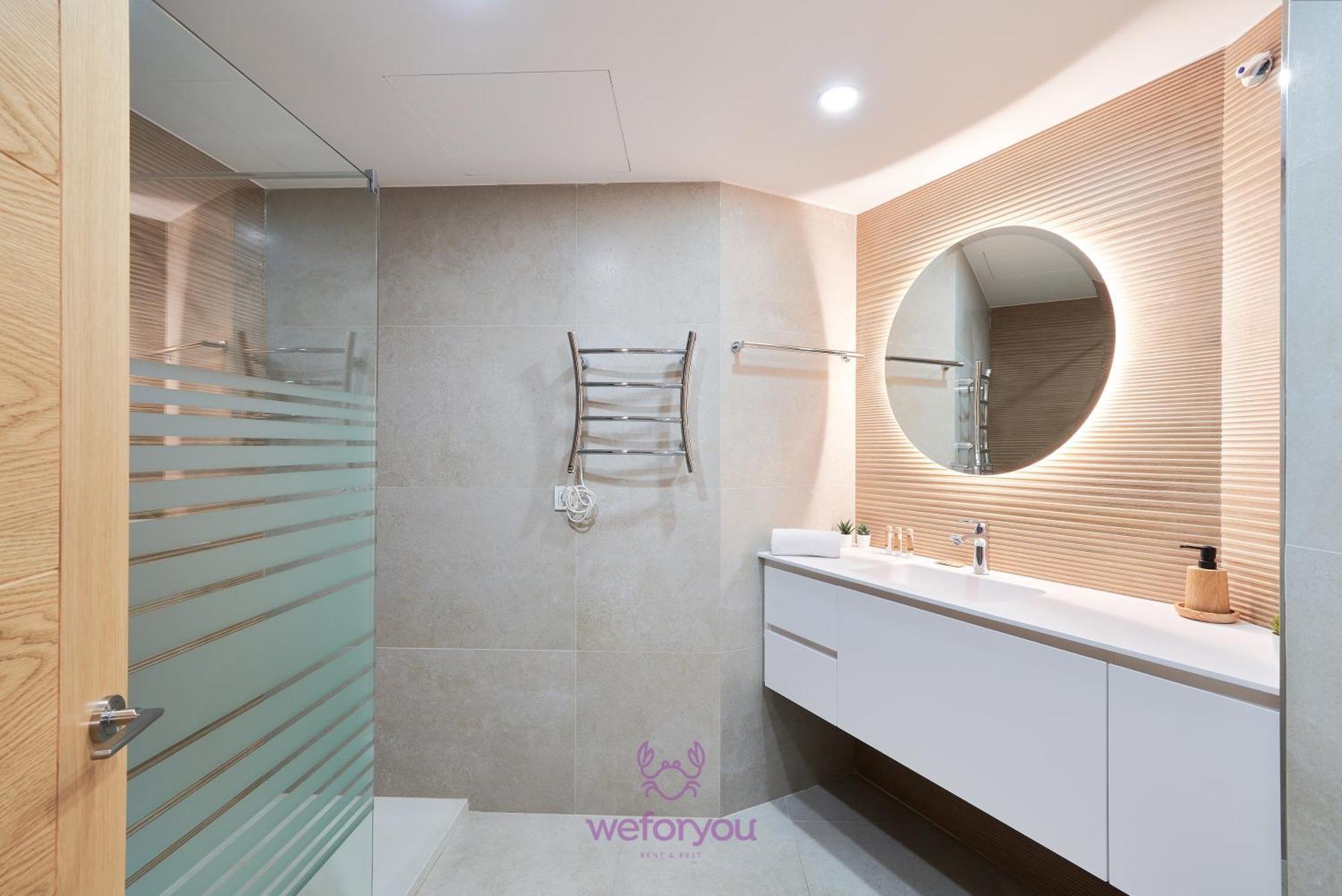 Weforyou Isla De Poniente 2 Bedrooms And Parking 贝纳尔马德纳 外观 照片