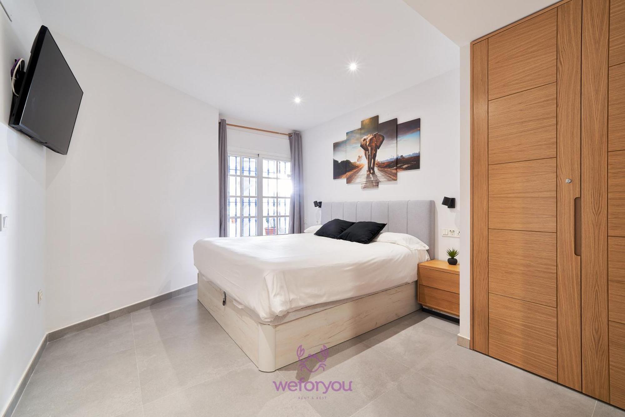 Weforyou Isla De Poniente 2 Bedrooms And Parking 贝纳尔马德纳 外观 照片