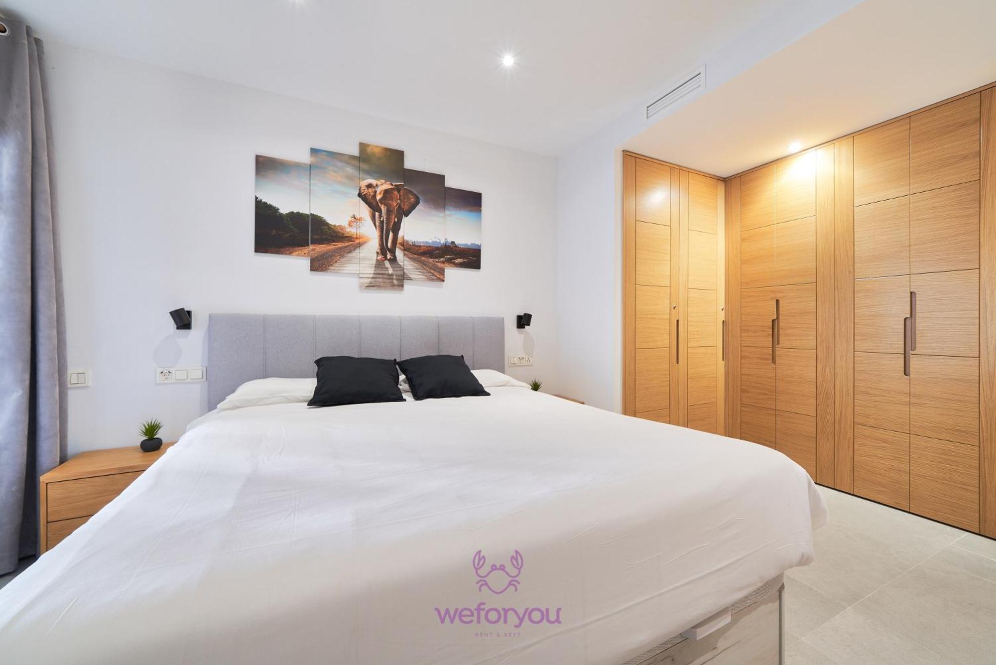 Weforyou Isla De Poniente 2 Bedrooms And Parking 贝纳尔马德纳 外观 照片