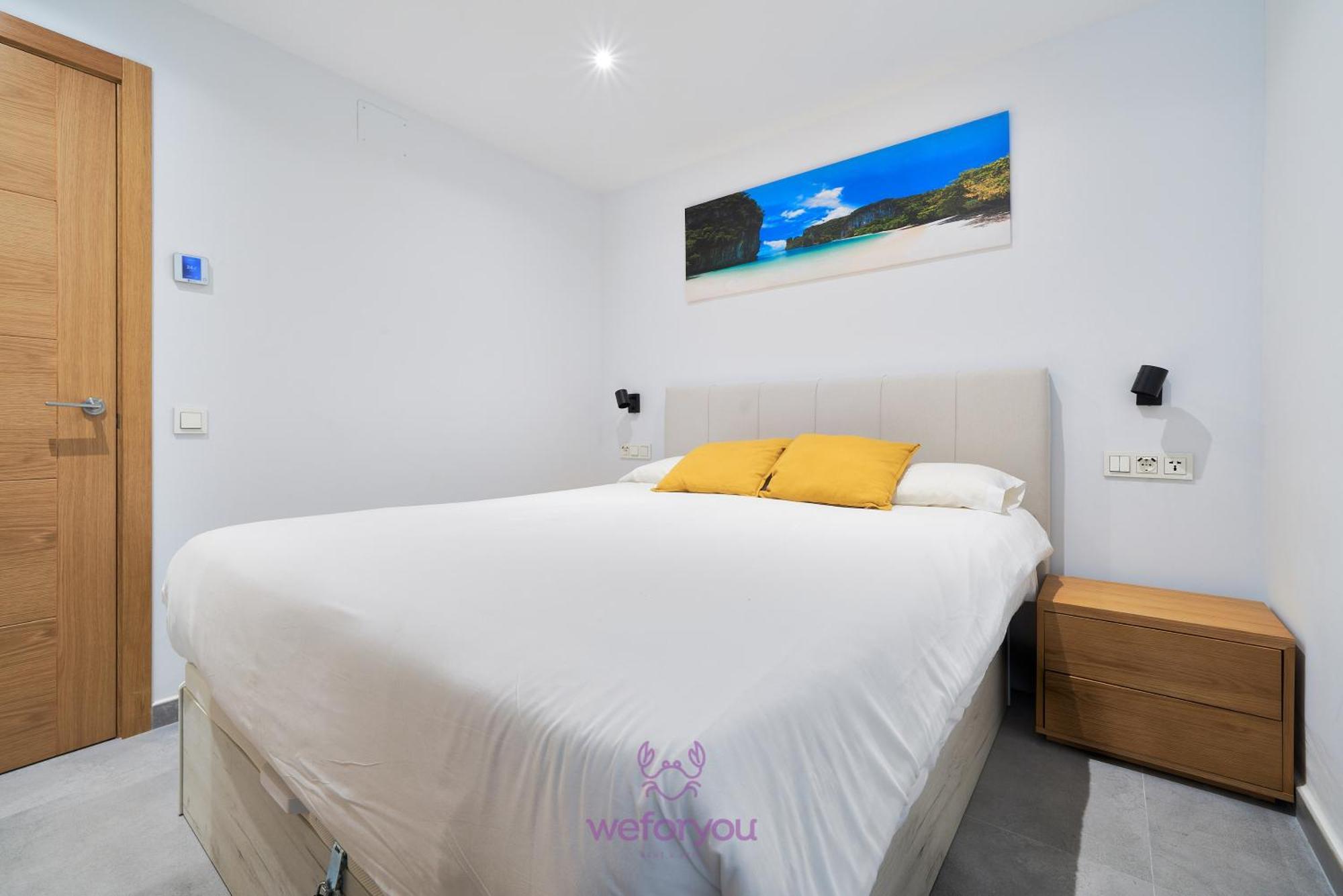 Weforyou Isla De Poniente 2 Bedrooms And Parking 贝纳尔马德纳 外观 照片